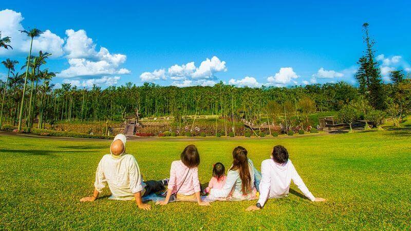 沖縄 東南植物楽園は割引券がいっぱい 入園チケットを安く購入する方法を調べてみた 子育てイルカが笛を吹く